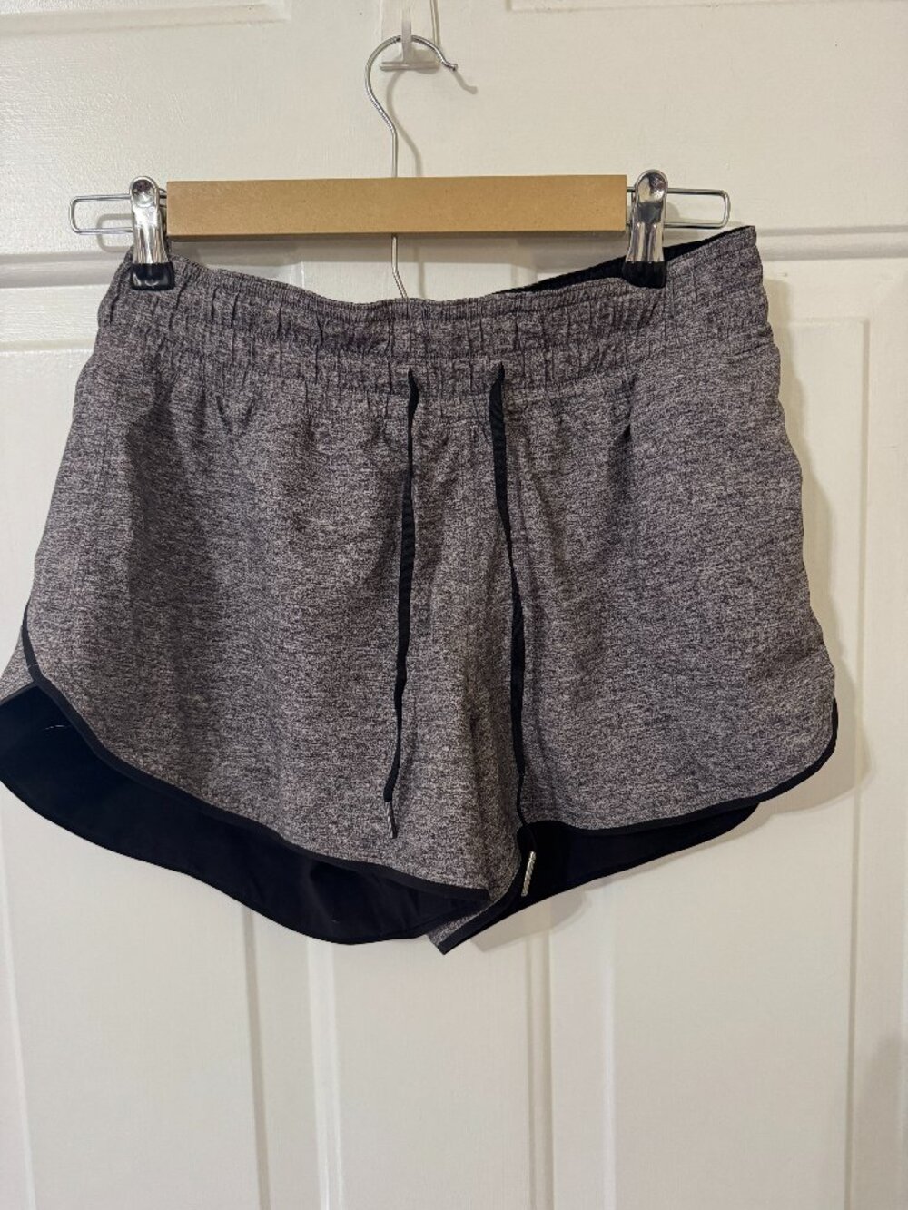 Lululemon Choose A Side Short - Size 6 - Heather Lux Multi Black / Black - Picture 6 of 10